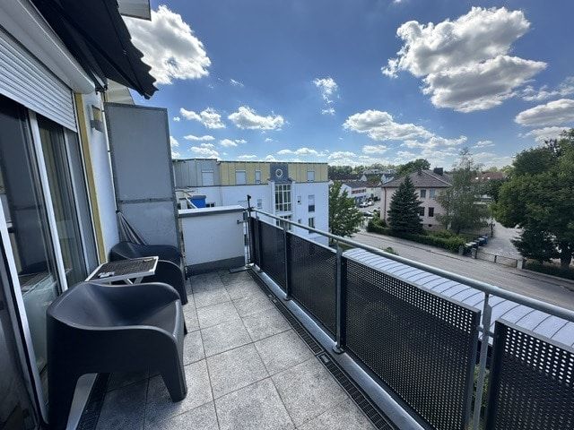 Exklusives Wohngefühl zentrumsnah – 2-Zimmer-Wohnung mit Balkon und zusätzlichem Raum